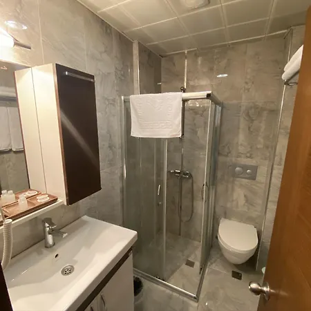 Maritime Hotel