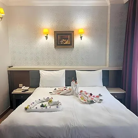 Maritime Hotel